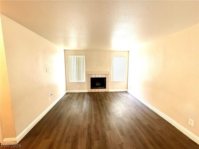Building Photo - 2801 N Rainbow Blvd