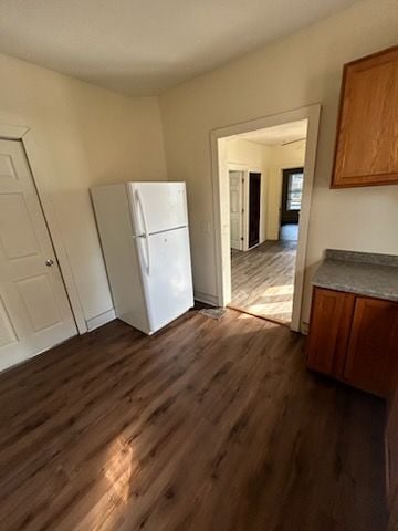 Foto del edificio - 317 N Weller St