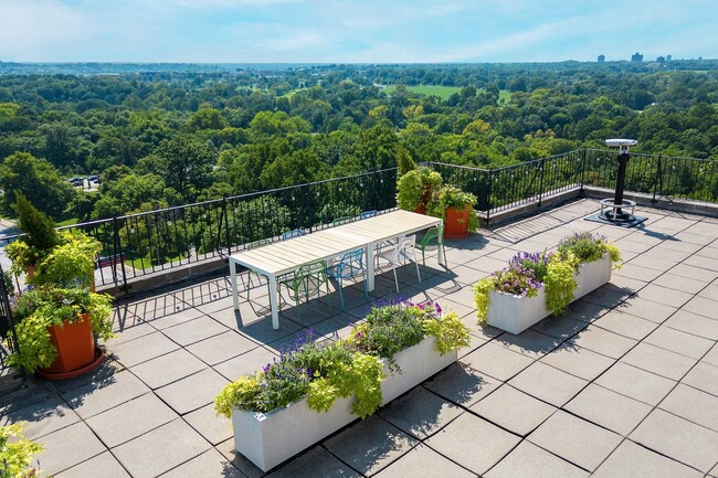 Common Amenity - Parc Frontenac Apartments