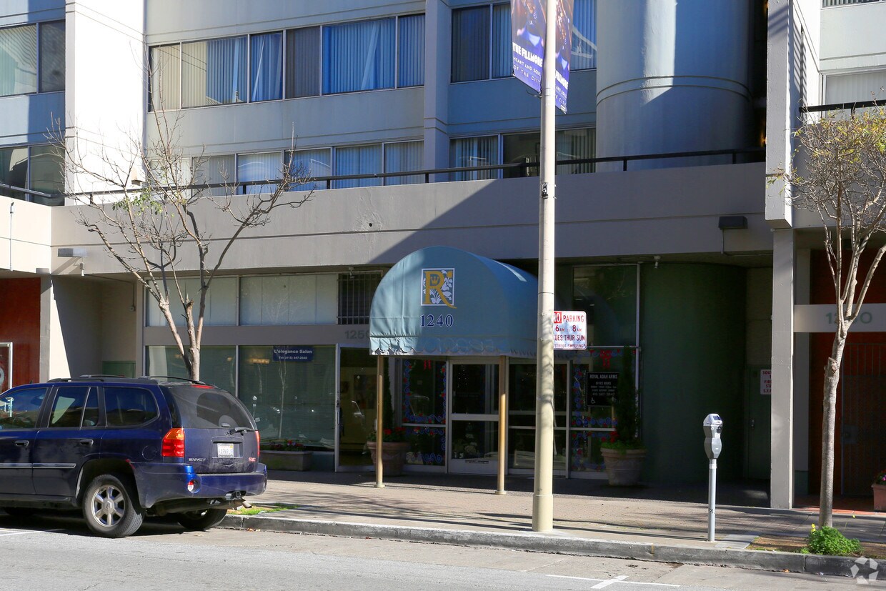 Building Photo - Royal Adah Arms Apartments