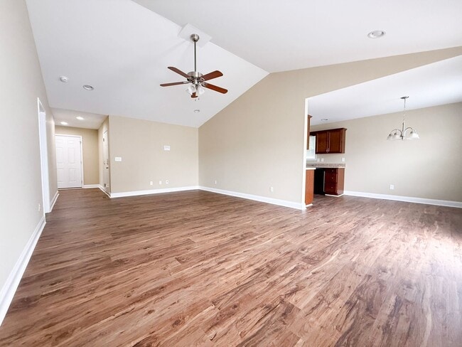 Building Photo - 3-Bedroom Home with Garage in The Reserve