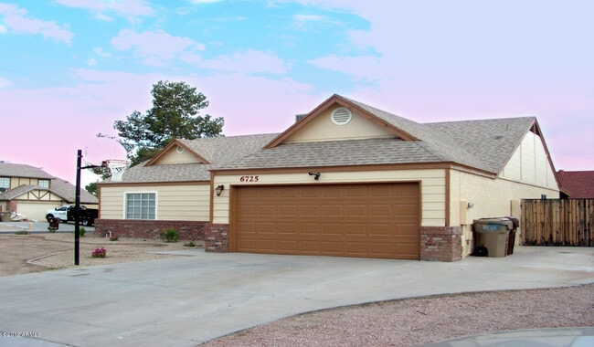 Building Photo - 6725 W Brown St