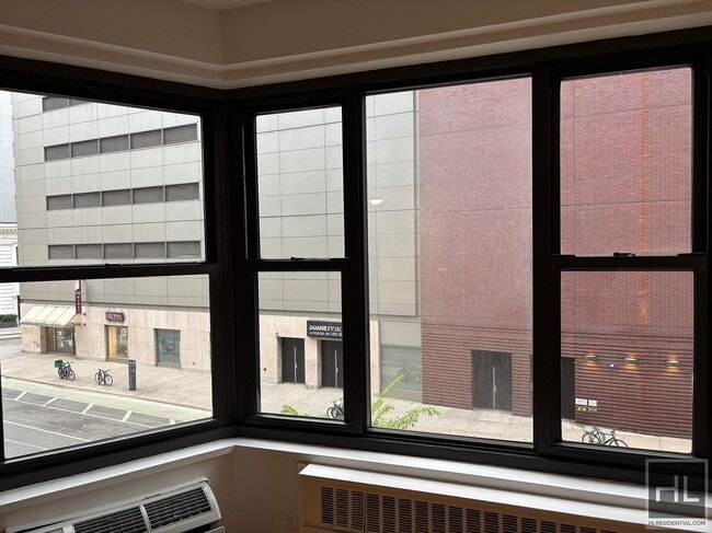 Building Photo - Fourth Avenue