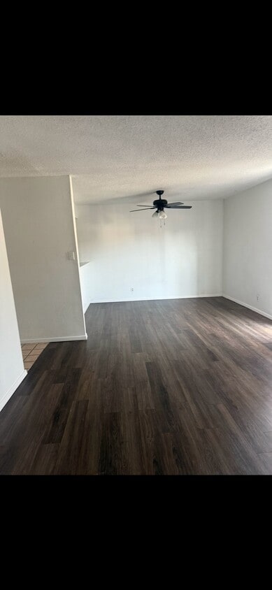 Building Photo - 159 Sprucewood Ln