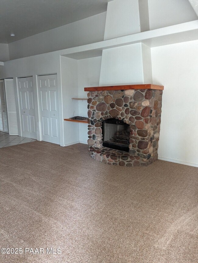 Foto del edificio - 7450 E Horseshoe Ln