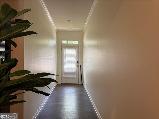 Building Photo - 1083 Shadow Glen Drive