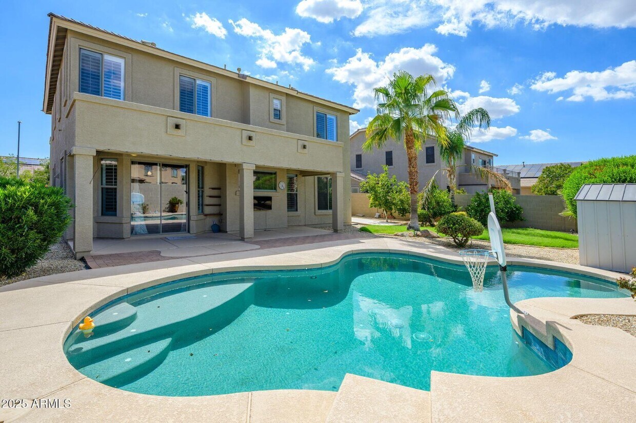 Foto principal - 13824 W Gelding Dr