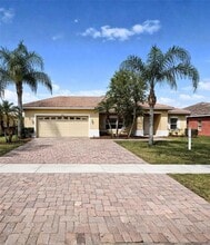 Building Photo - 3637 Weatherfield Dr