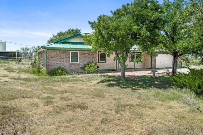 Building Photo - 10401 Arlie Rd