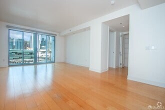 Building Photo - 239 Brannan St