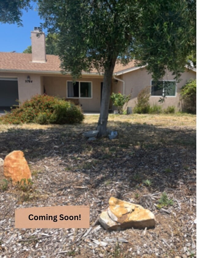 Building Photo - 9744 Sierra Madre Rd