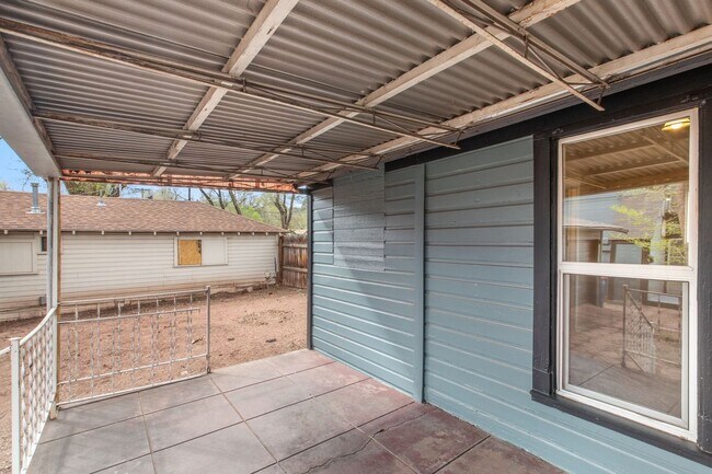 Foto del edificio - 3602 1/2 West Colorado Avenue