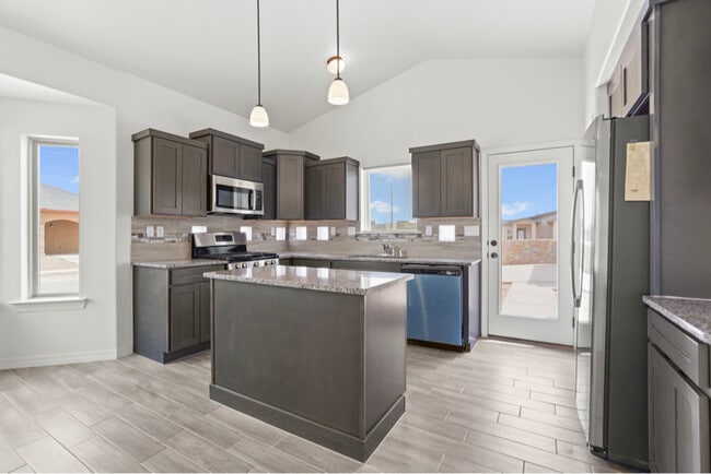 Foto del edificio - 14372 Nick Drahos Ln