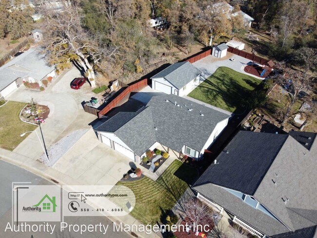 Foto del edificio - 4 br, 2 bath House - 3163 Butterfly Lane