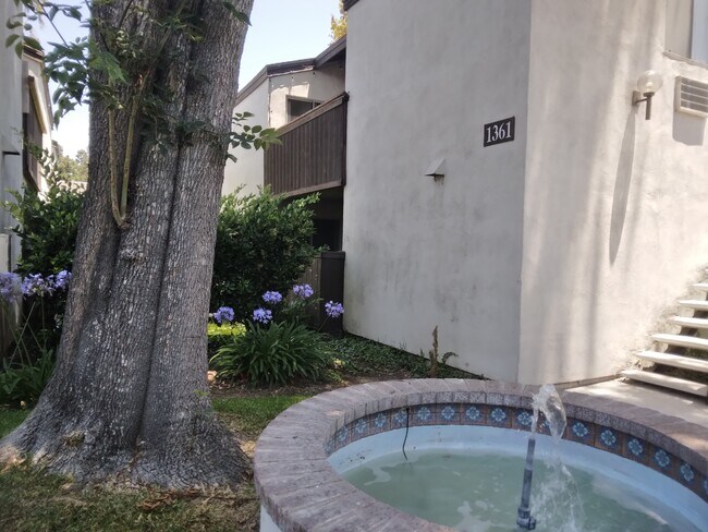 Foto del edificio - 1361 Caminito Gabaldon