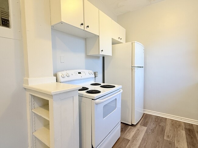 Photo du bâtiment - 1441 Wyandotte St E