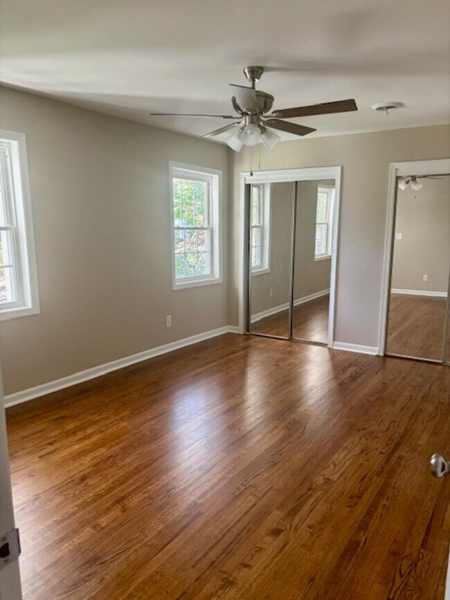 Foto del edificio - Renovated Hammond Hills Gem