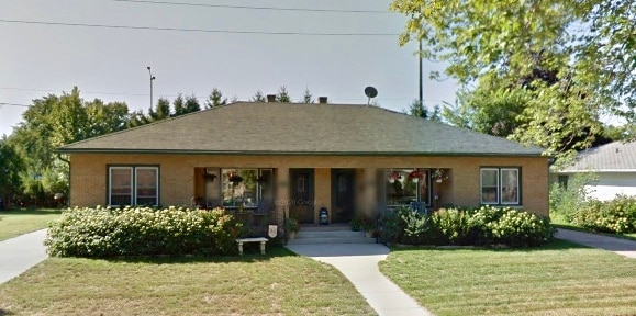 Building Photo - 1721 Lloyd Ave