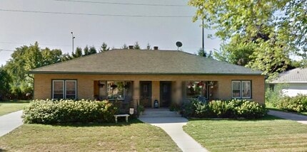 Building Photo - 1721 Lloyd Ave