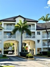 Building Photo - 8851 NW 112th Ave