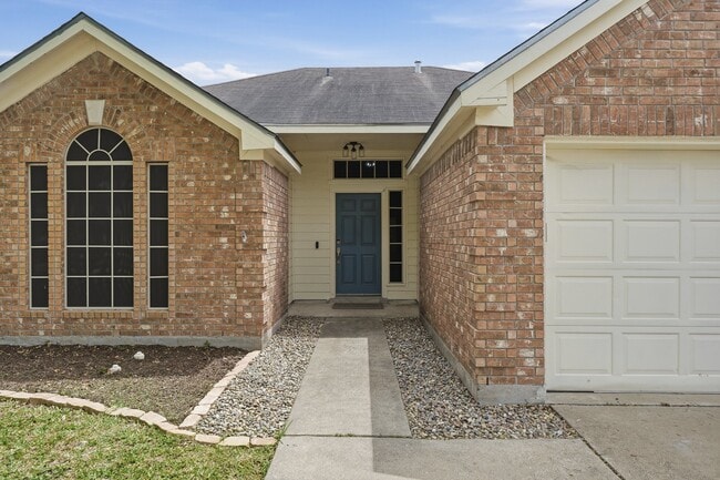Building Photo - 7218 Gingerberry Dr
