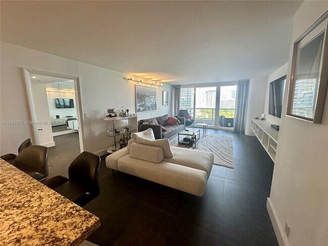 Foto del edificio - 1717 N Bayshore Dr