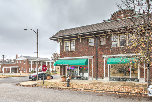 Building Photo - 5618 S Grand Blvd