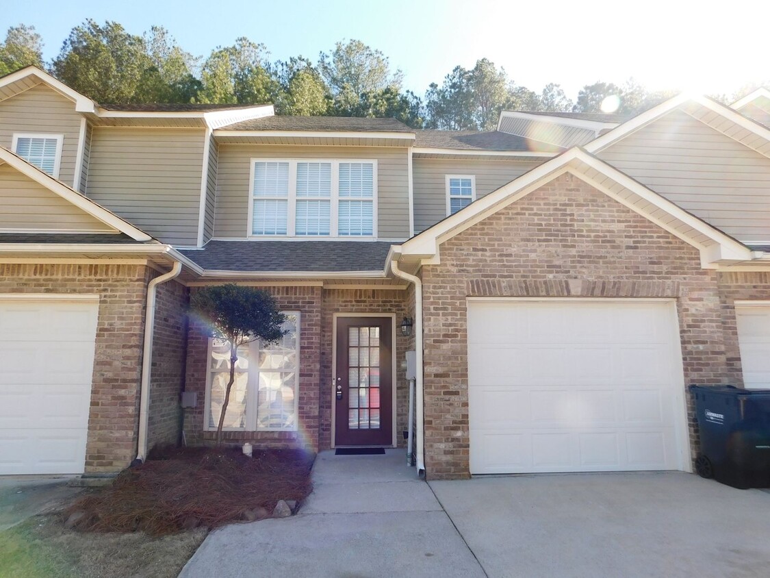 Foto principal - 1451 River Walk Cir