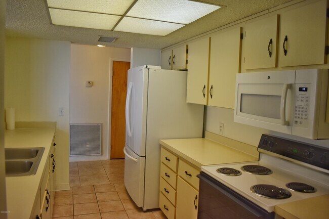 Foto del edificio - 3743 S Atlantic Ave