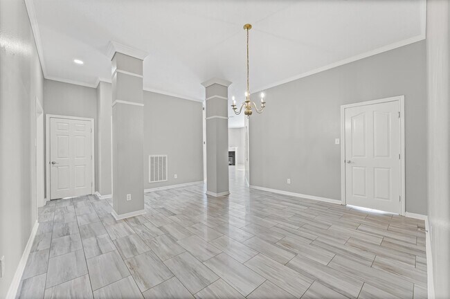 Building Photo - 2215 Winecup Ln