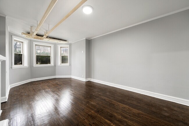 Building Photo - 7666 S South Shore Dr