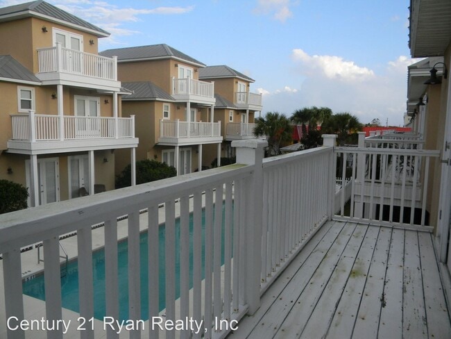 Building Photo - 3 br, 2.5 bath Apartment - 7824 Thomas Dr