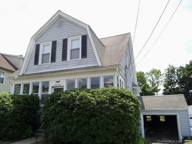 Building Photo - 33 Homestead Ave