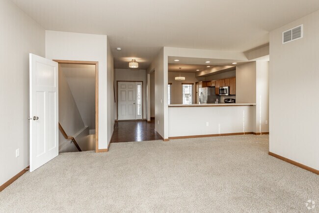 3BR, 2.5BA - 1,868 SF - Cardinal Pointe