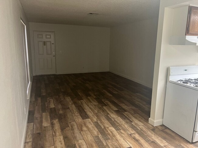 Foto del edificio - 2BED & 2BATH
