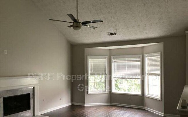 Photo - 730 Josh Ln House