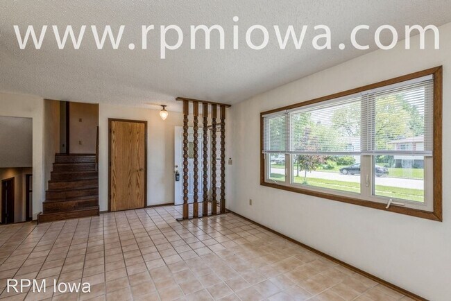Building Photo - 4 br, 2 bath House - 631 Crystal Street