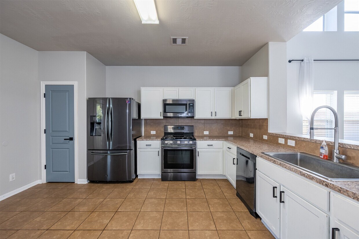 Foto del edificio - 18318 Canary Bluff Ln