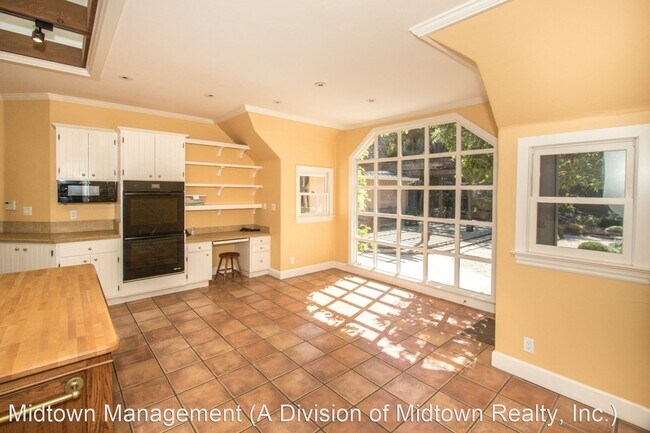 Building Photo - 4 br, 3 bath House - 27271 Ursula Ln.