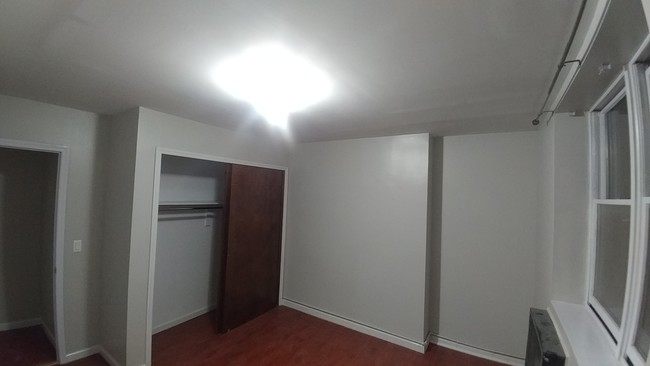 Foto del edificio - 14 Skillman Ave