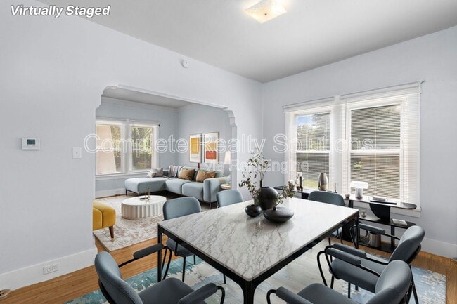 Building Photo - 8896 Alva Ave