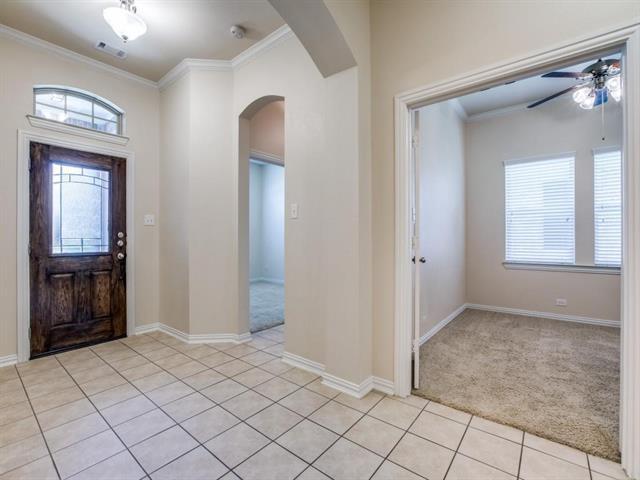 Building Photo - 2820 Lacompte Dr