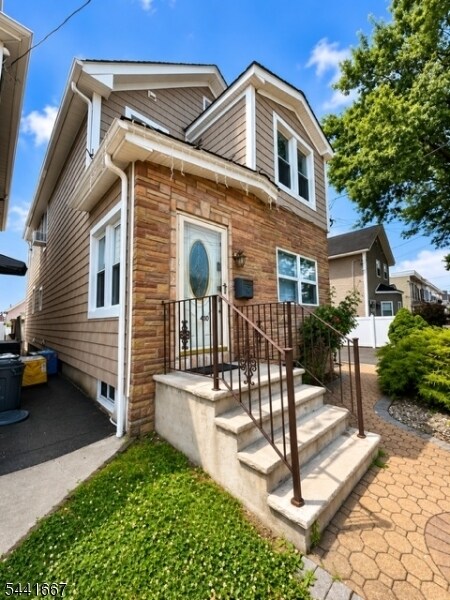 Foto del edificio - 408 Forest St