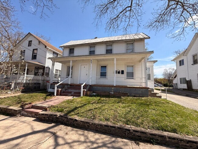 Foto del edificio - 407 S 8th St