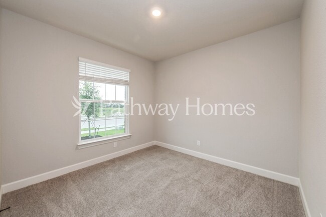 Foto del edificio - 628 Brookside Dr