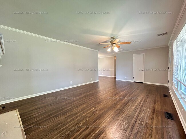 Foto del edificio - FOR LEASE | Mid-town Tulsa | 3 Bed, 2 Bath...