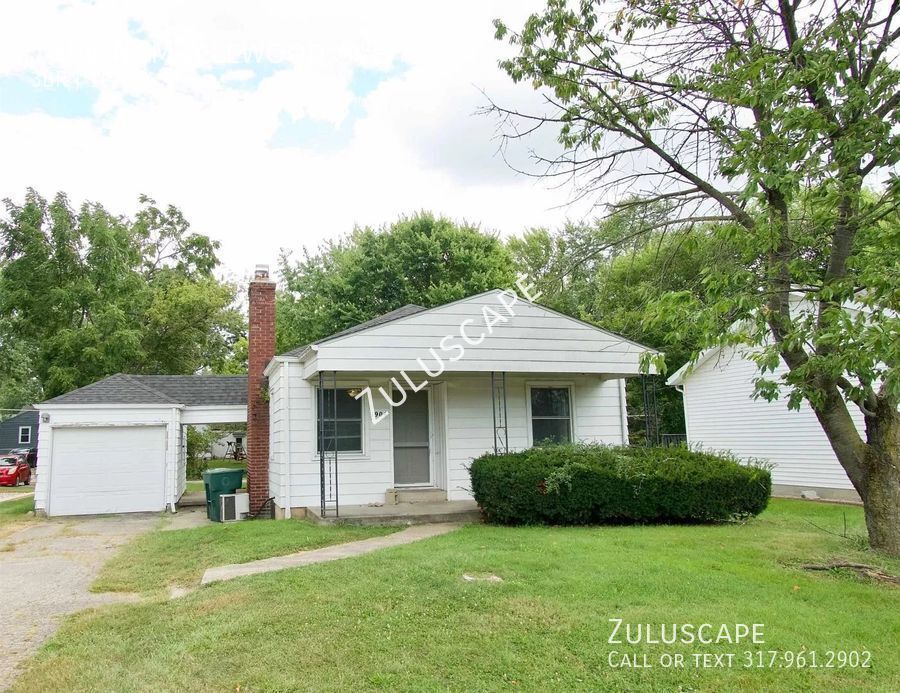 Foto principal - Cute 3/1 with detached garage near Ball St...
