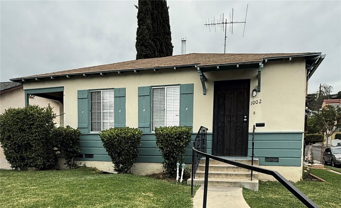 Foto principal - 1002 Tyler St