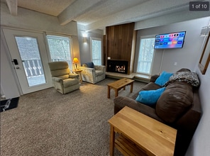 Building Photo - 185 High Seasons Wy Building Photo - 185 High Seasons Wy