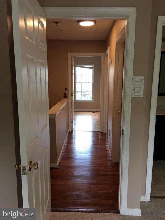 Building Photo - 30 Blackfoot Ct